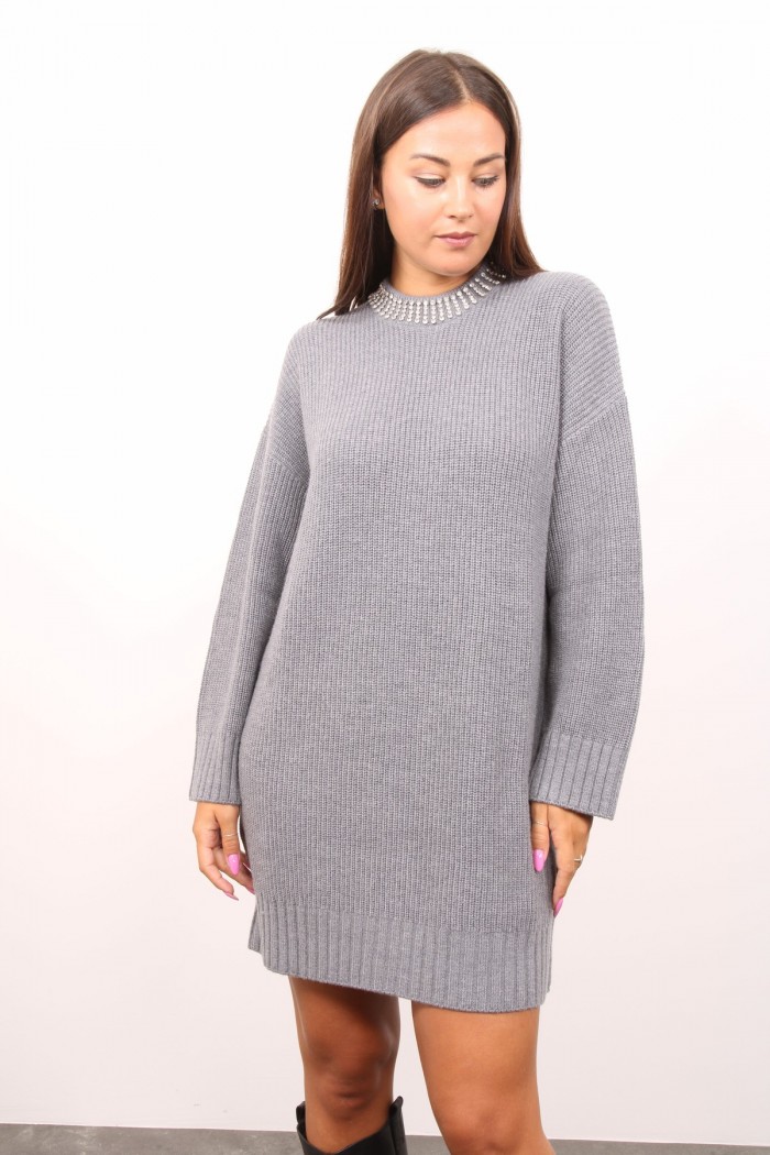 ABITO IN MAGLIA CON SCOLLO STRASS PINKO