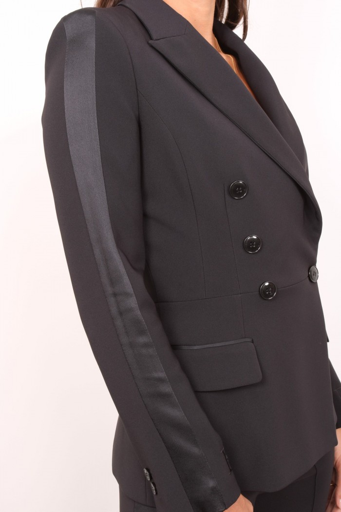 TAILLEUR IN CREPE ELISABETTA FRANCHI