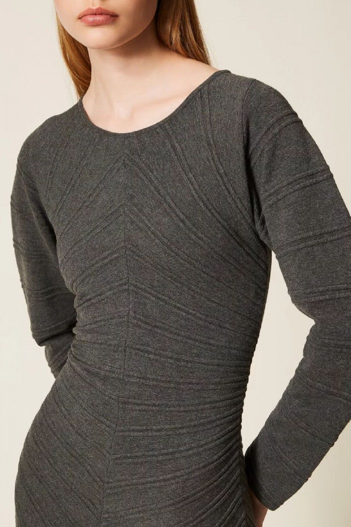 ABITO CORTO IN MAGLIA CON RILIEVI TWINSET