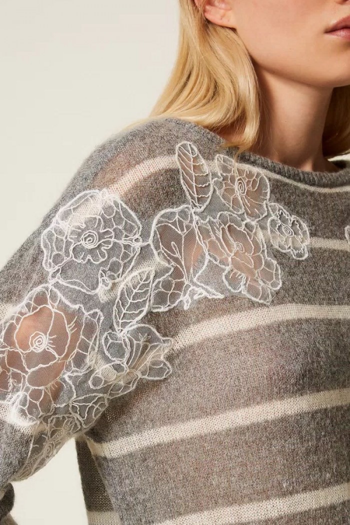 MAGLIA IN MISTO MOHAIR CON PIZZO E SPACCHI TWINSET