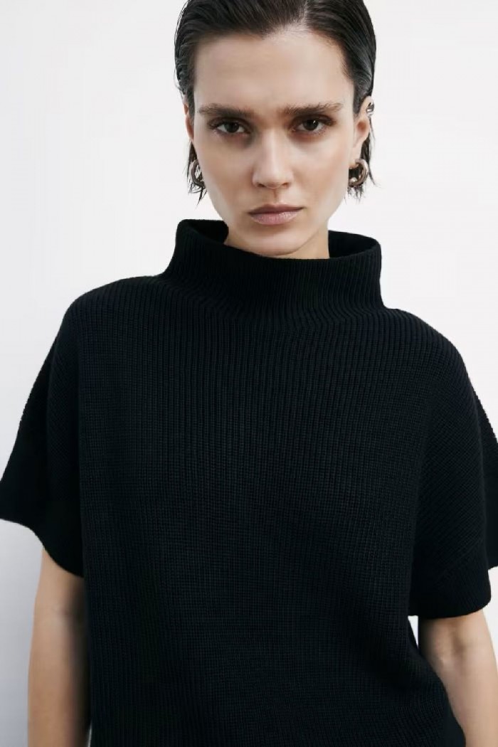 TOP SMANICATO IN MAGLIA PATRIZIA PEPE