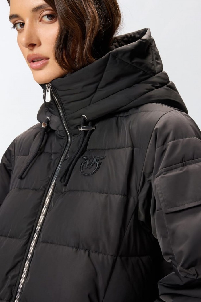 PIUMINO CON CAPPUCCIO IN TELA TECNICA PINKO