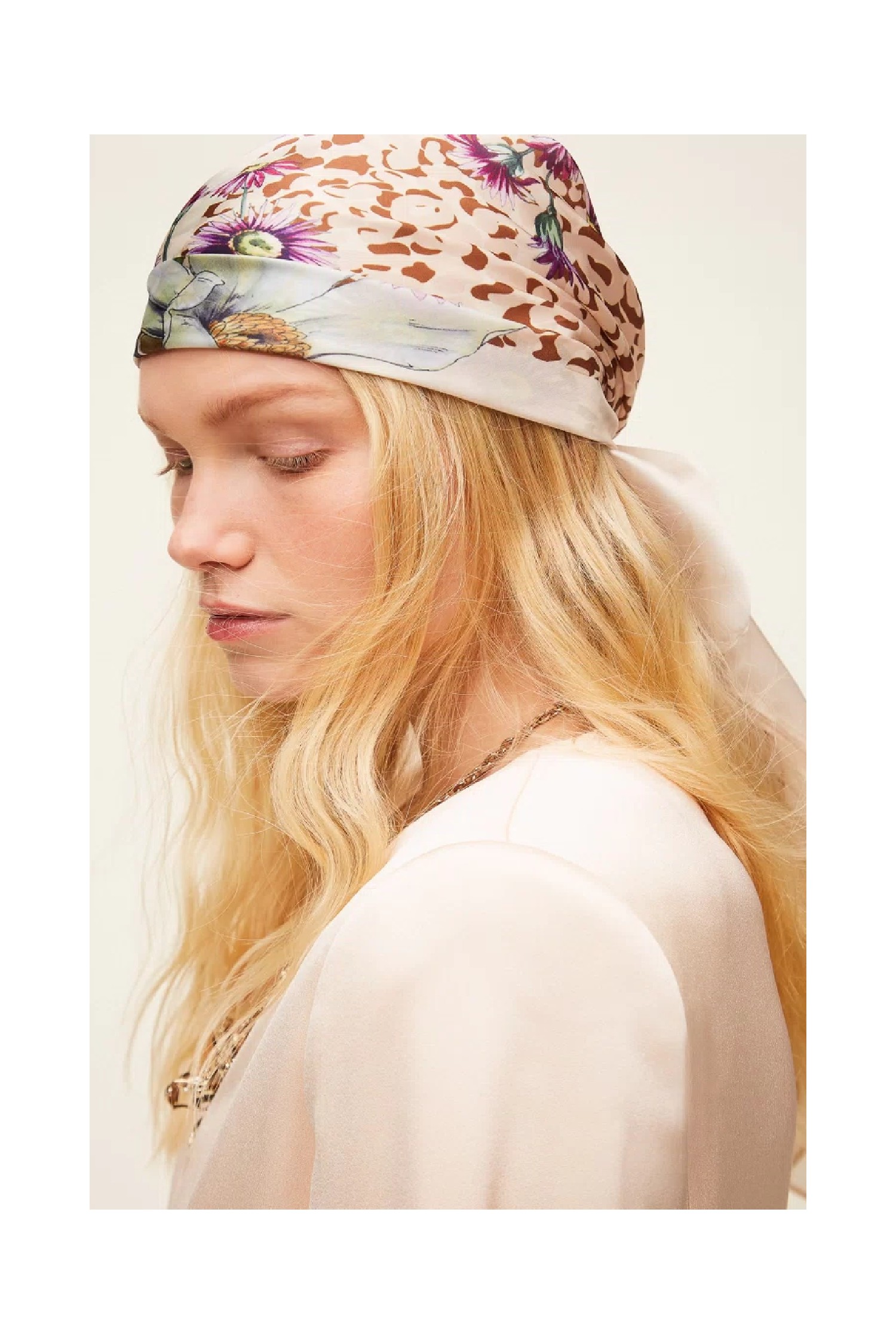 FOULARD STAMPA FIORI ANIMALIER TWINSET