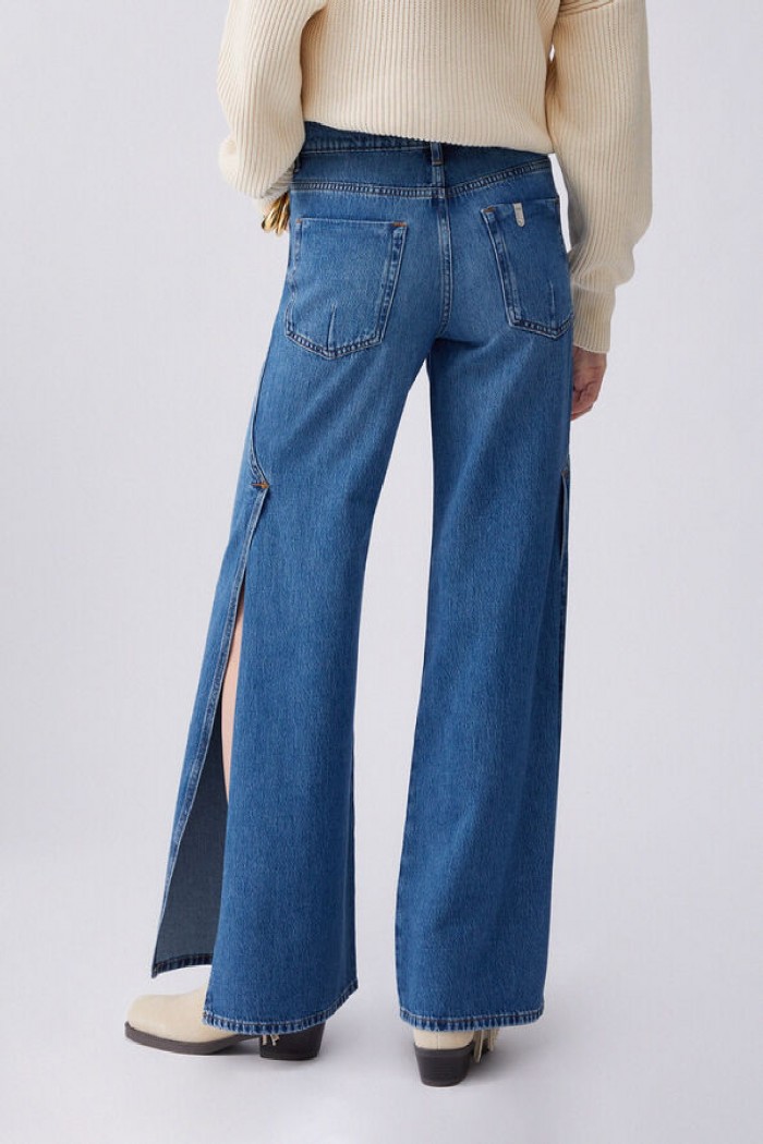 JEANS FLARE CON SPACCHETTI LATERALI  LIU JO