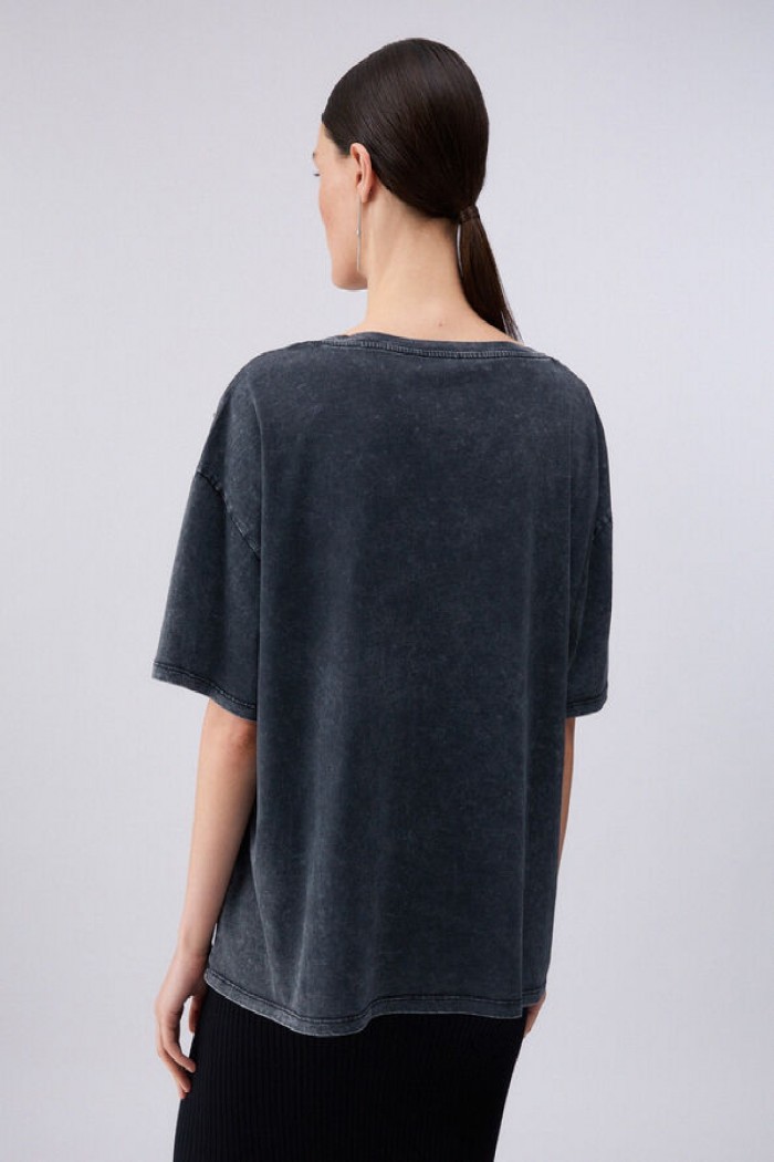 T-SHIRT CON STAMPA E APPLICAZIONI LIU JO