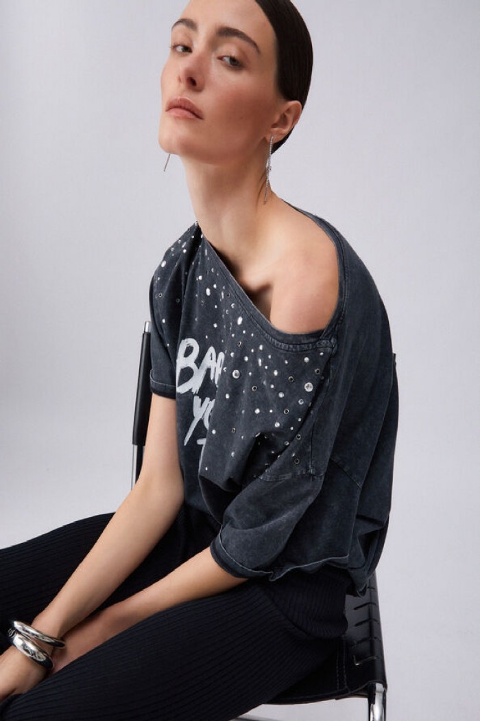 T-SHIRT CON STAMPA E APPLICAZIONI LIU JO