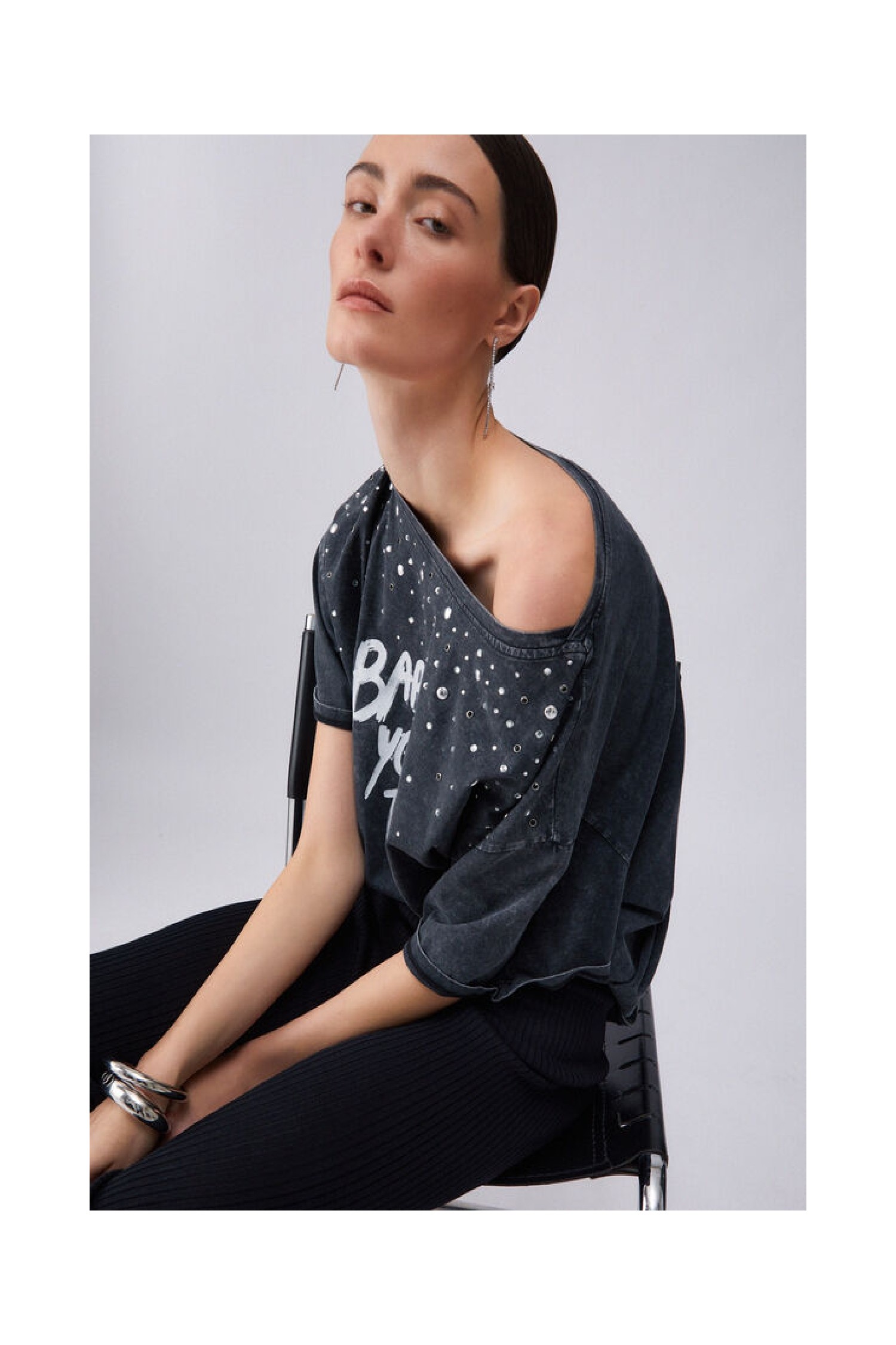 T-SHIRT CON STAMPA E APPLICAZIONI LIU JO