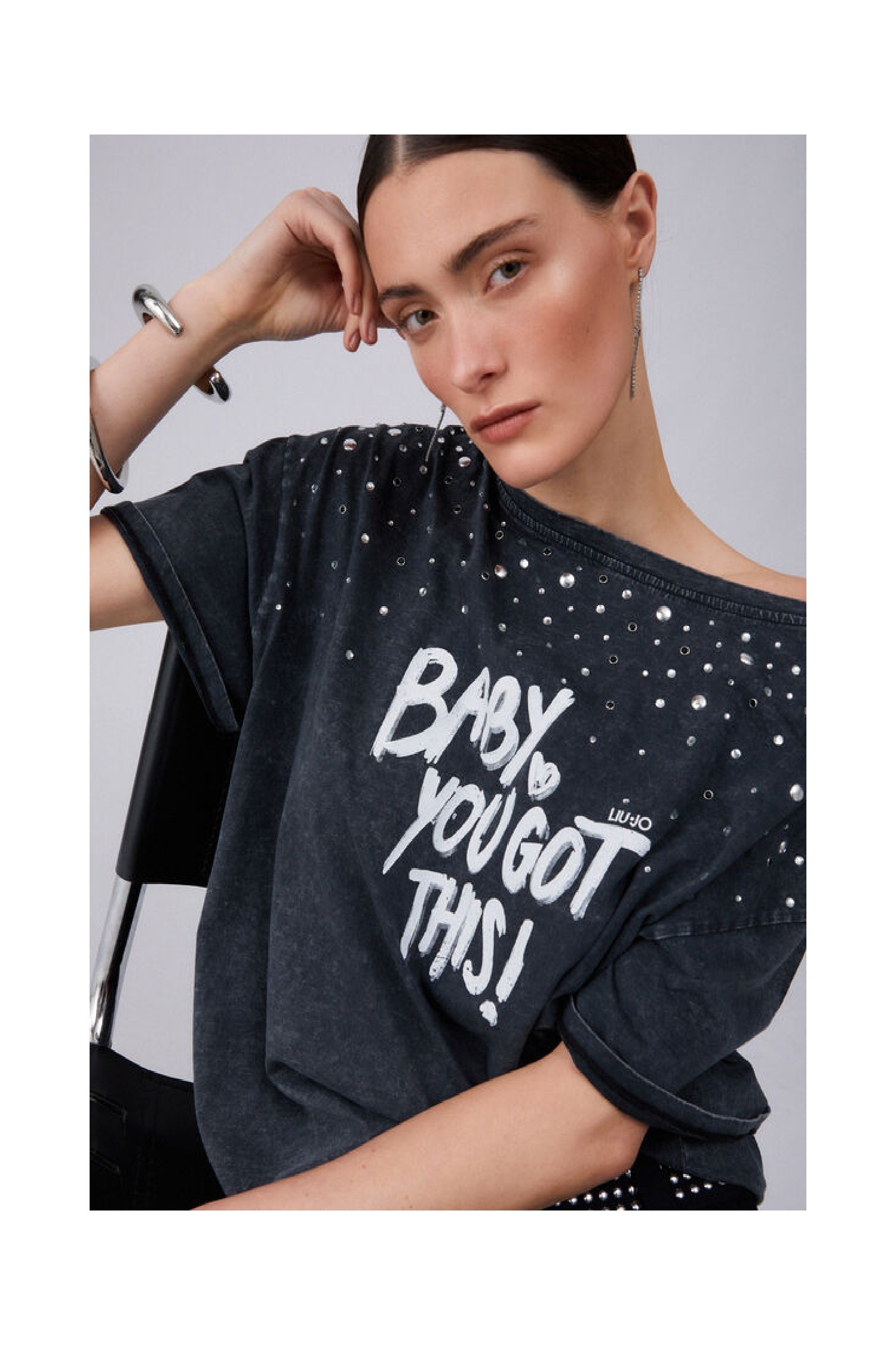 T-SHIRT CON STAMPA E APPLICAZIONI LIU JO