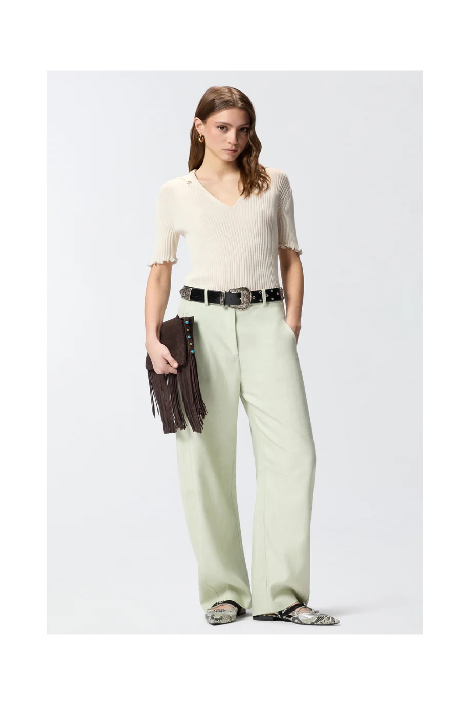 MAGLIA A COSTINE CON BORDO GIOIELLO PINKO