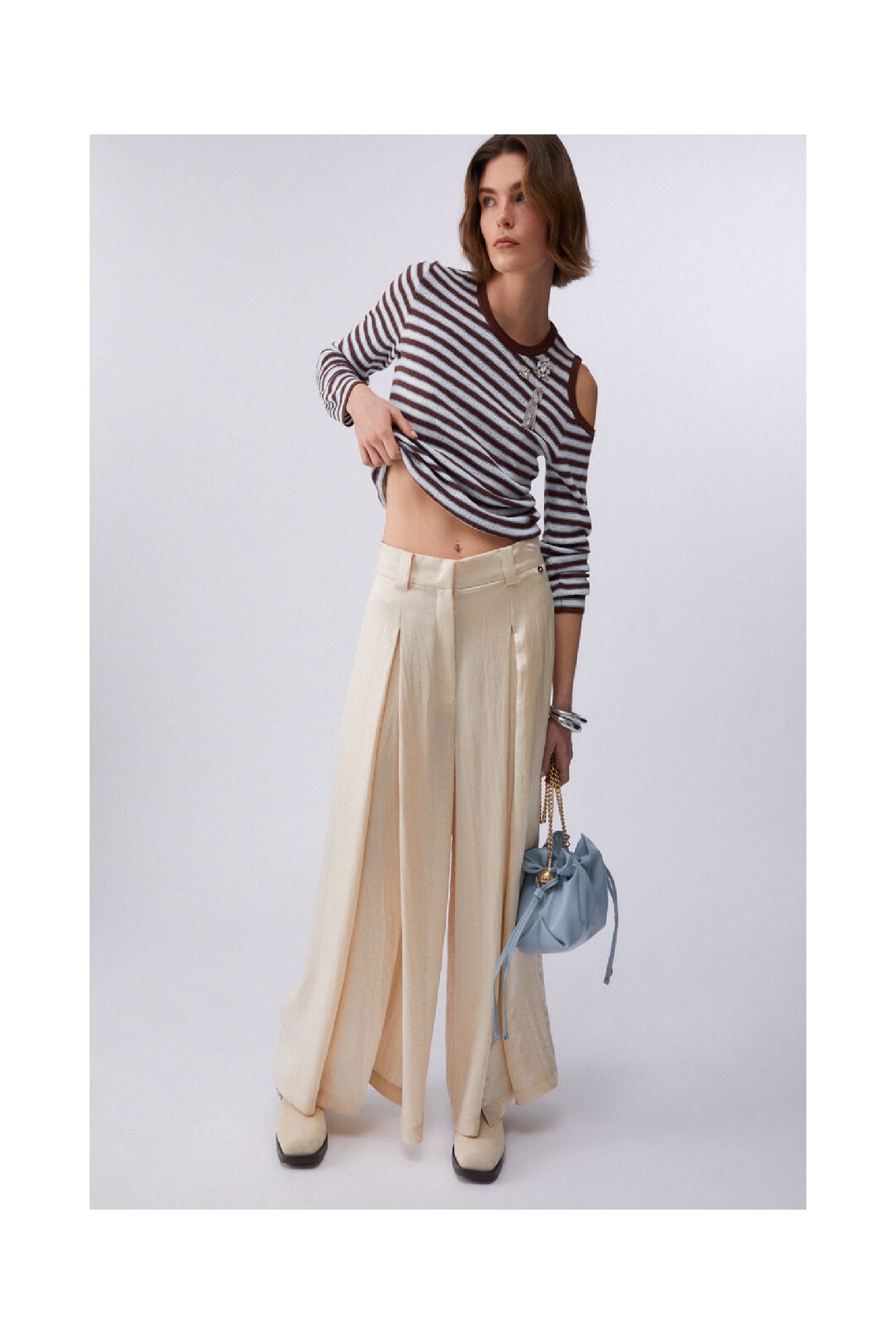 PANTALONI IN RASO CON SPACCHETTI LIU JO