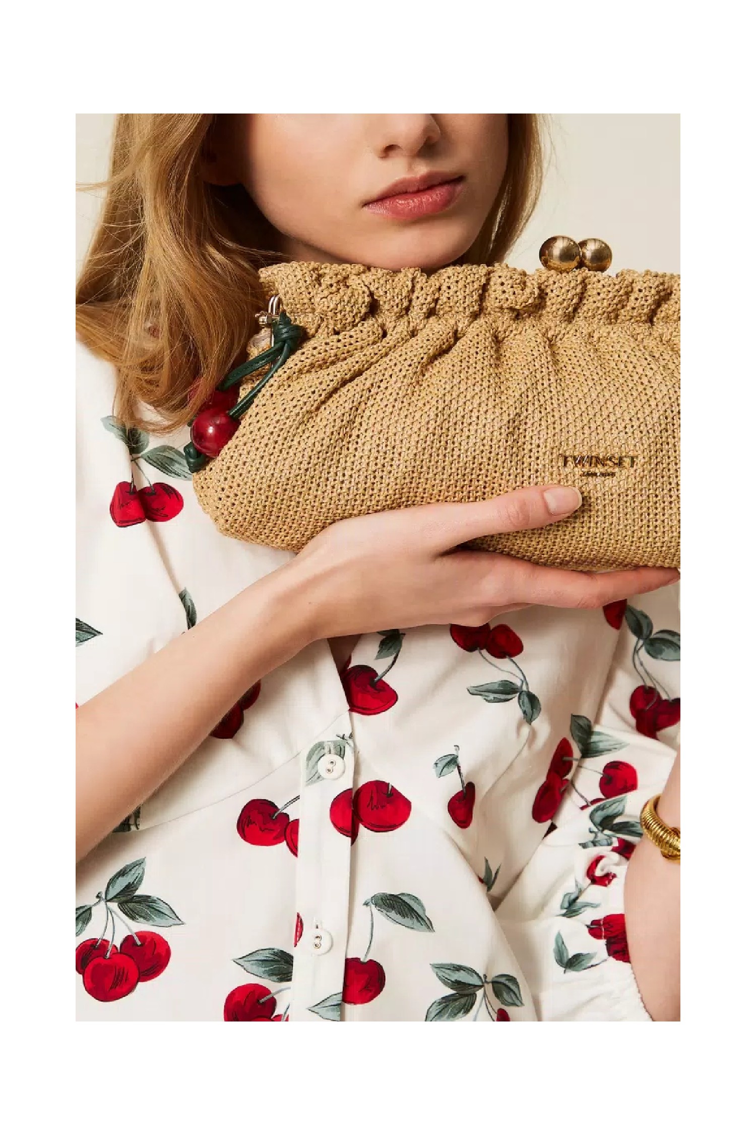 BORSA CLUTCH IN RAFIA CON CHARM TWINSET