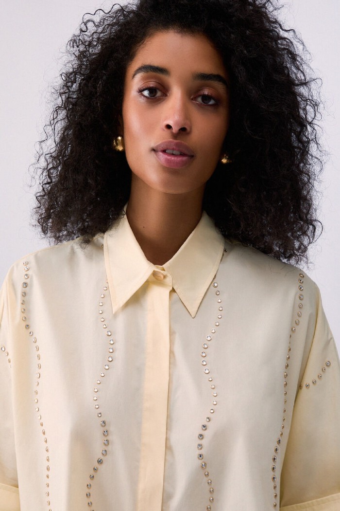 CAMICIA CON APPLICAZIONI GIOIELLO LIU JO