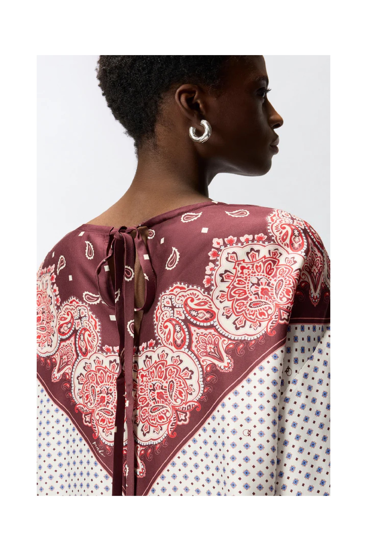 BLUSA CON MOTIVO CRAVATTERIA E STAMPA PIAZZATA PINKO