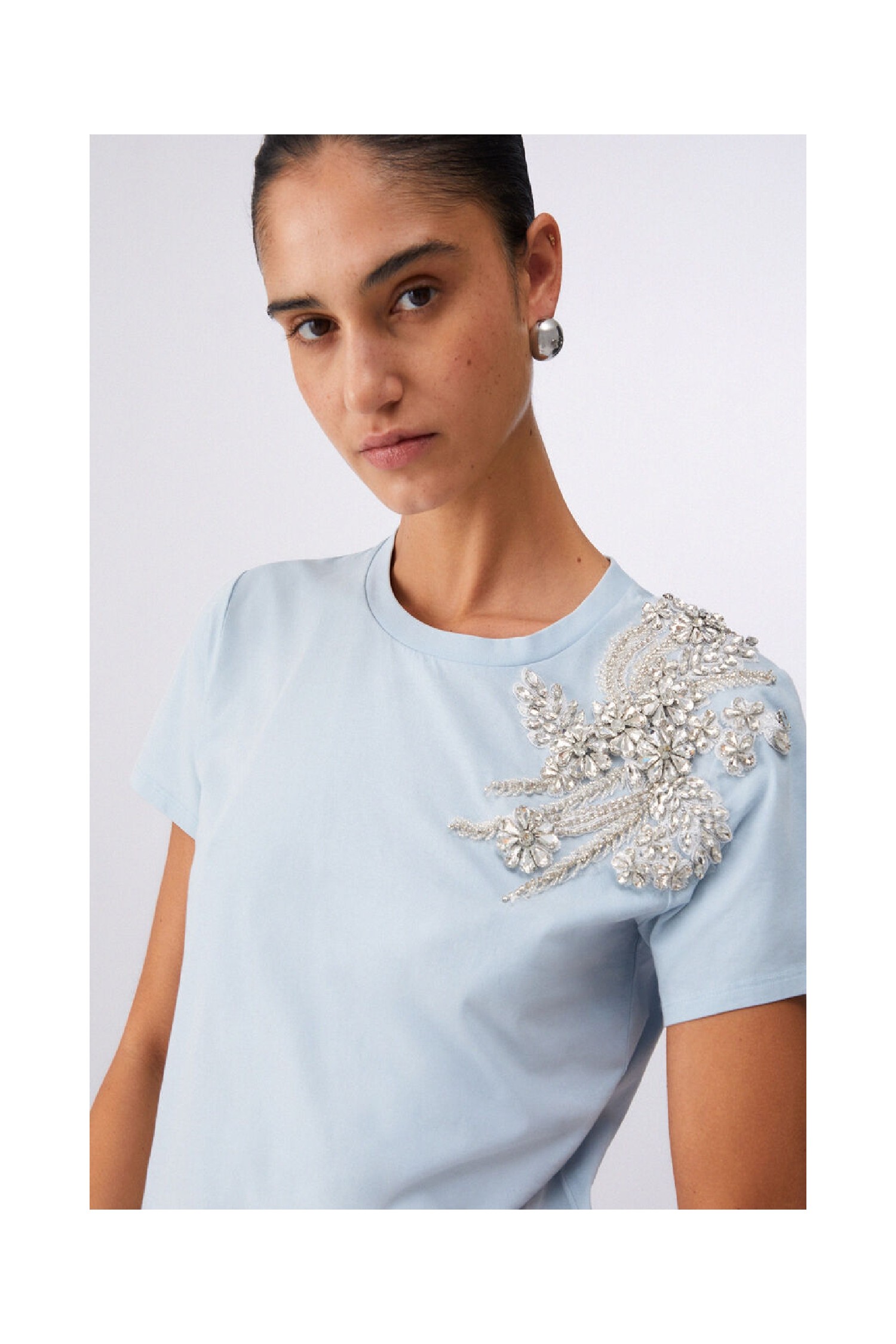 T-SHIRT CON RICAMO GIOIELLO LIU JO