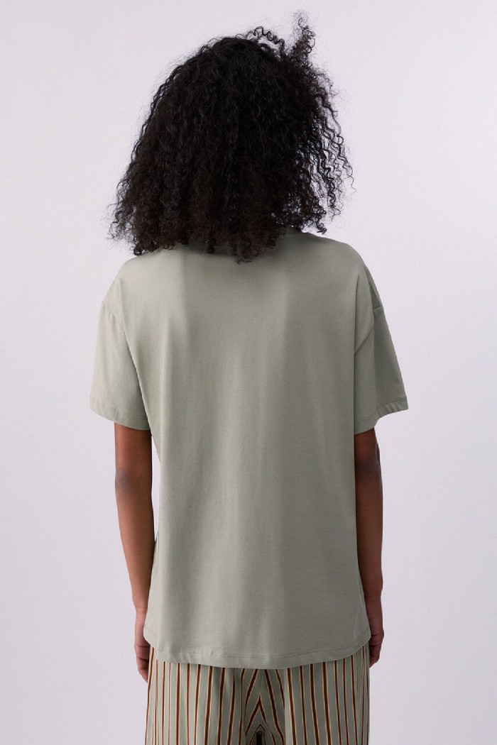 T-SHIRT CON STAMPA E RICAMI LIU JO