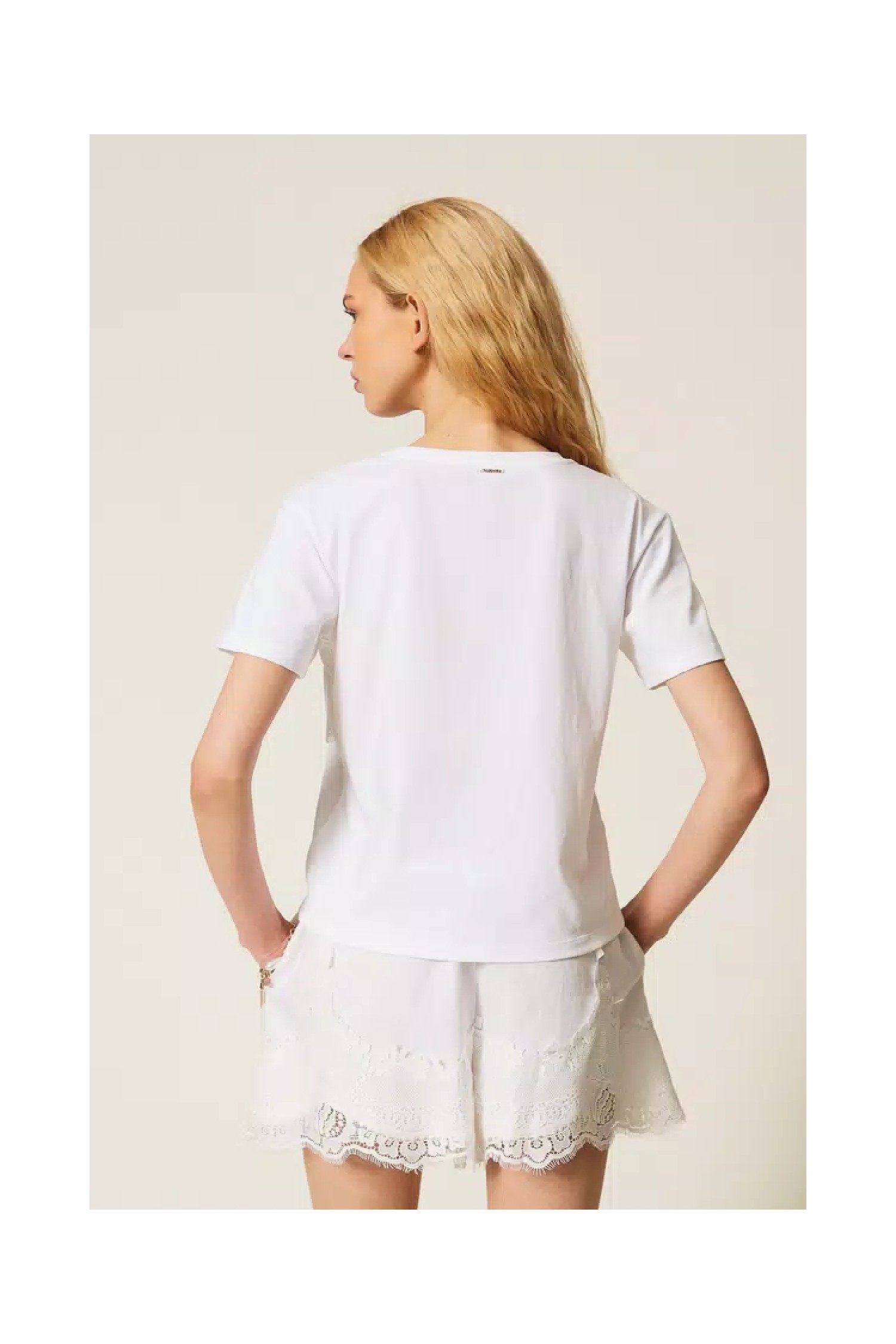 T-SHIRT CON PIZZO TWINSET