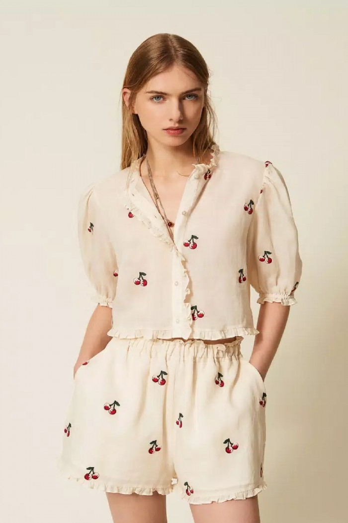 SHORTS IN RAMIE' CON RICAMO CILIEGIE TWINSET