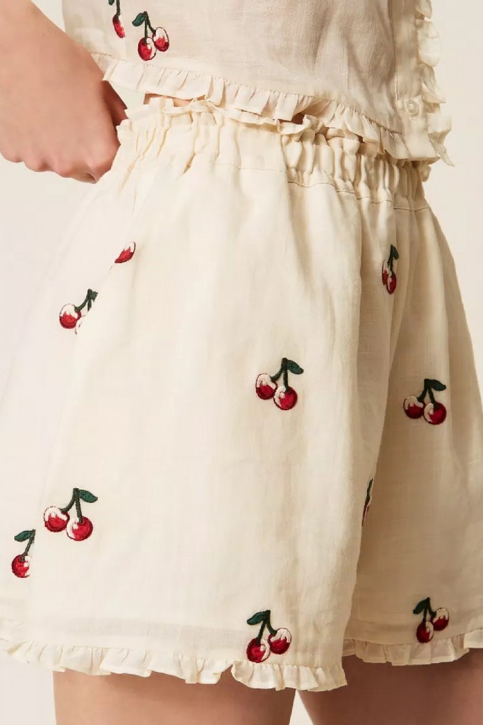 SHORTS IN RAMIE' CON RICAMO CILIEGIE TWINSET