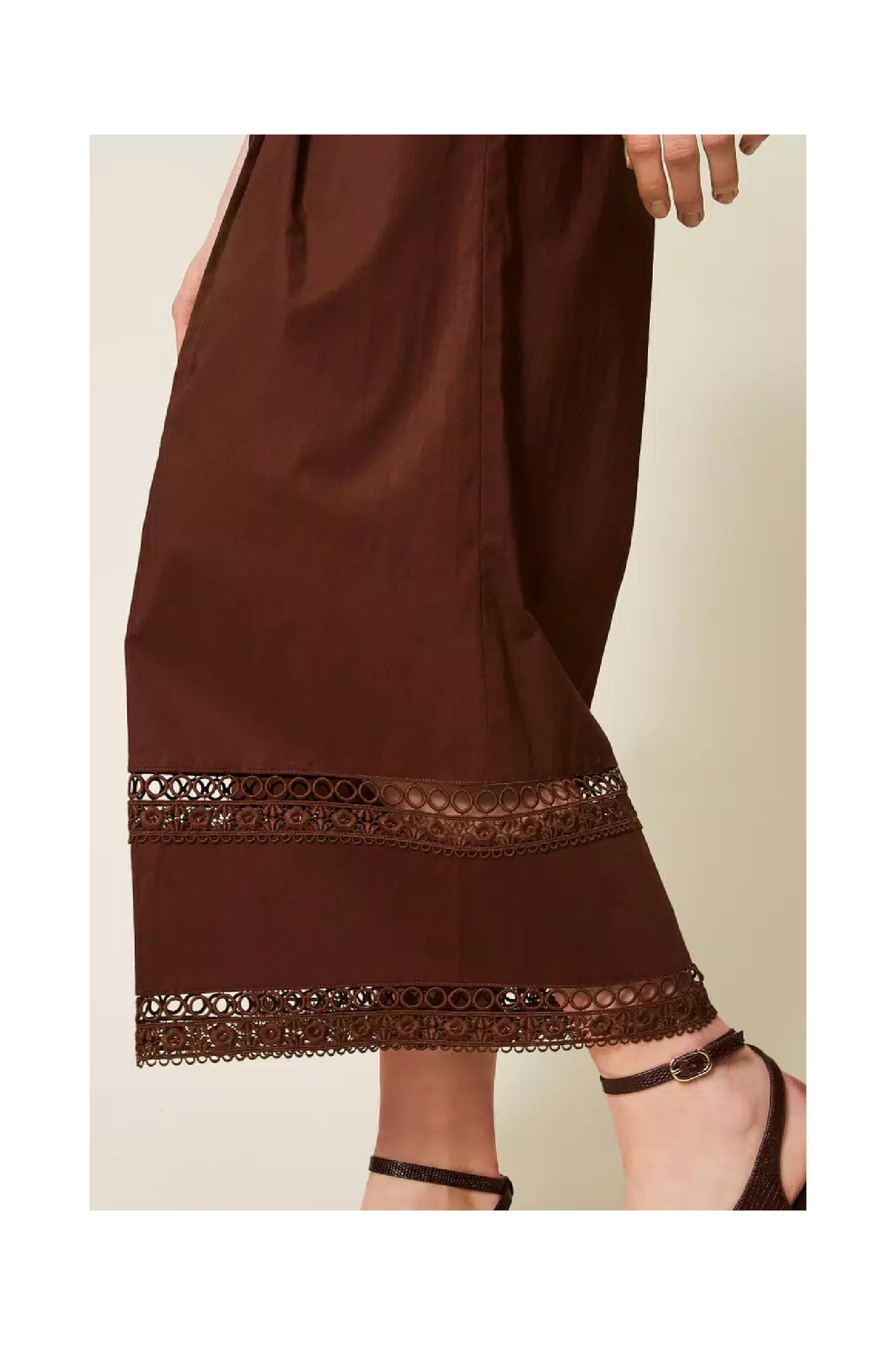 PANTALONI AMPI IN POPELINE CON RICAMO TWINSET