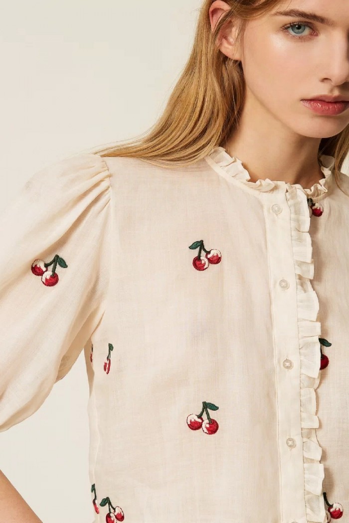 CAMICIA CROPPED IN RAMIE' CON RICAMO CILIEGIE TWINSET