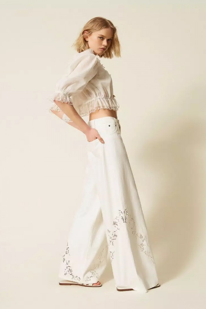 PANTALONI  IN BULL CON RICAMATO TWINSET