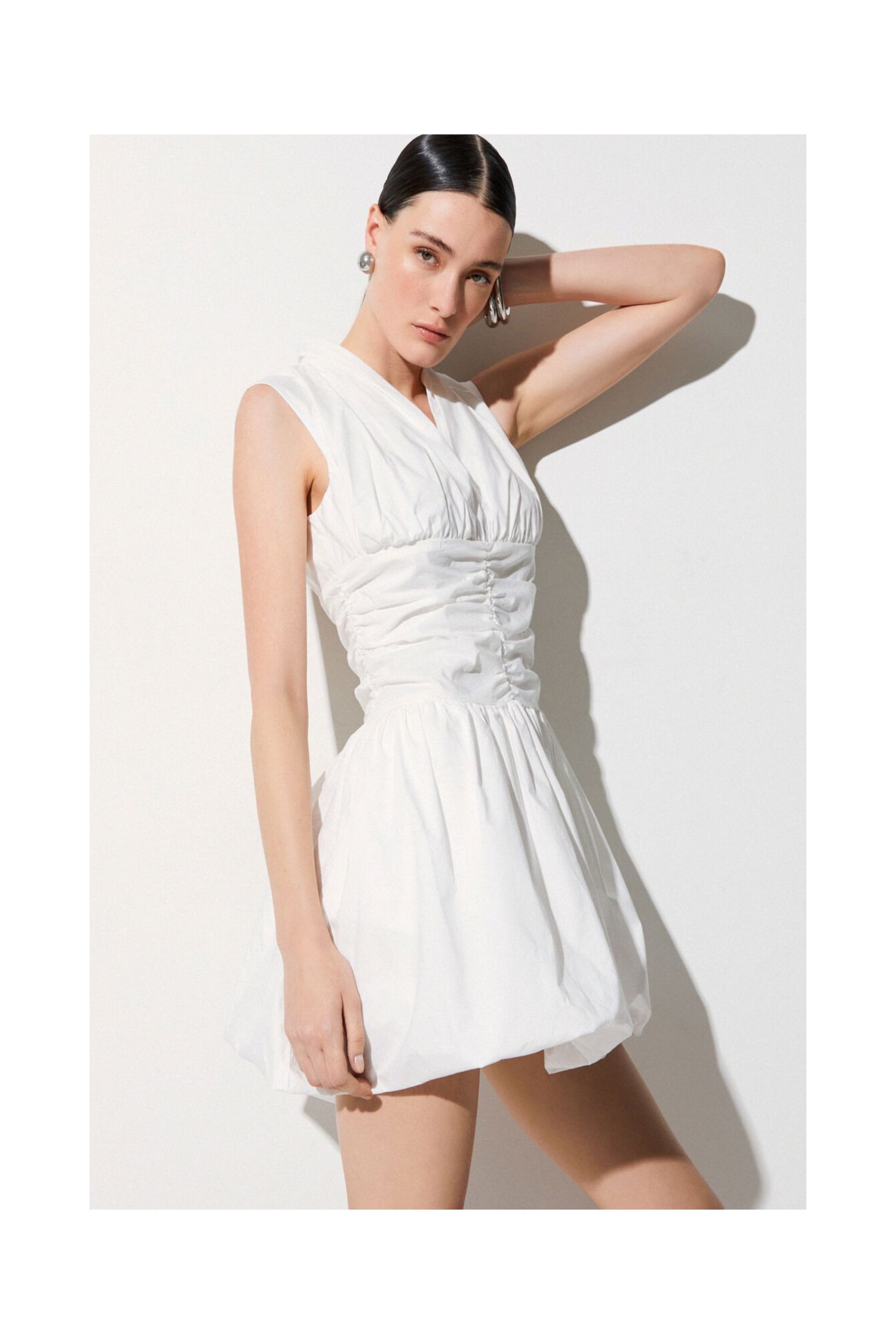 ABITO CORTO CON CUT OUT LIU JO