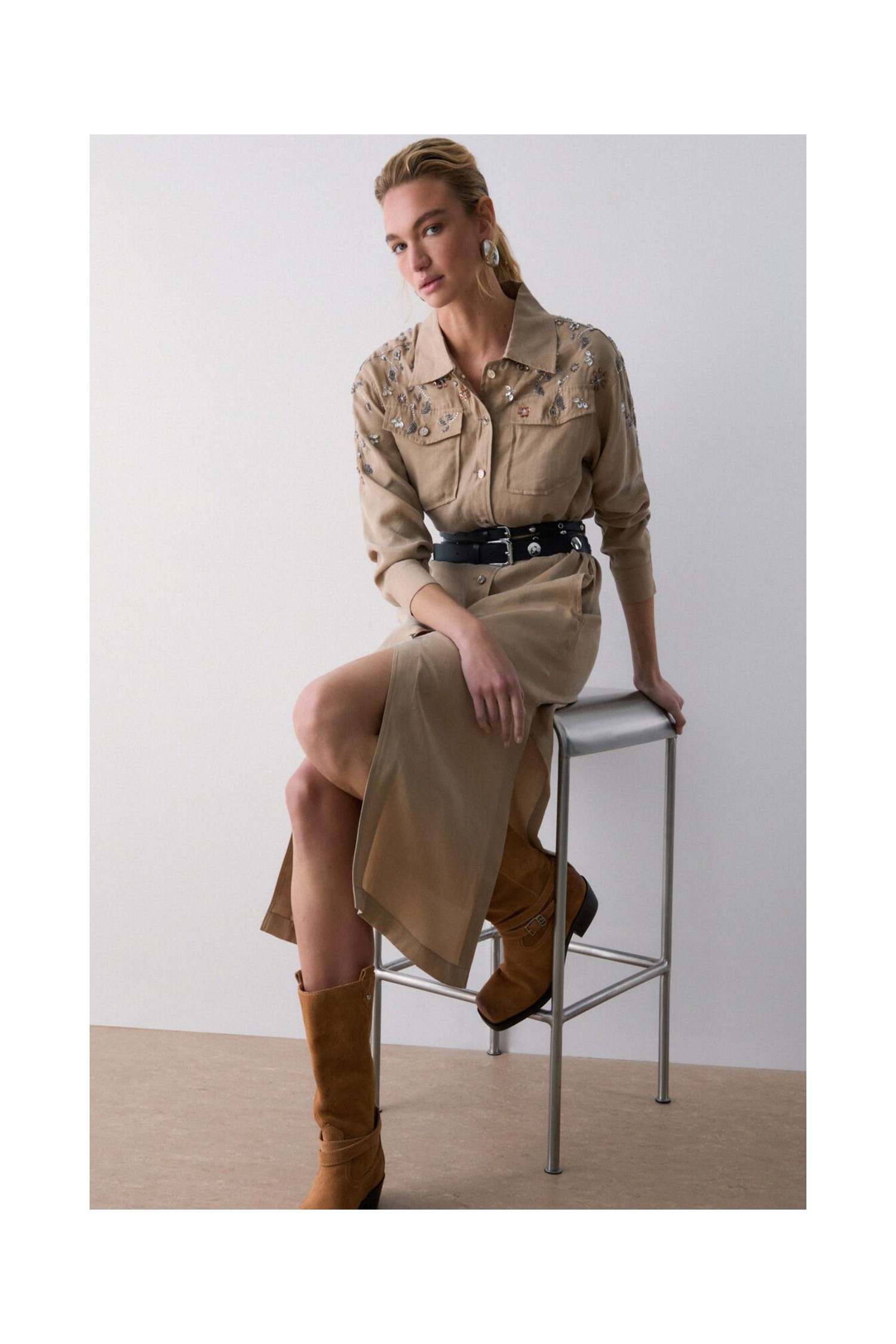 ABITO LUNGO CON RICAMI GIOIELLO LIU JO