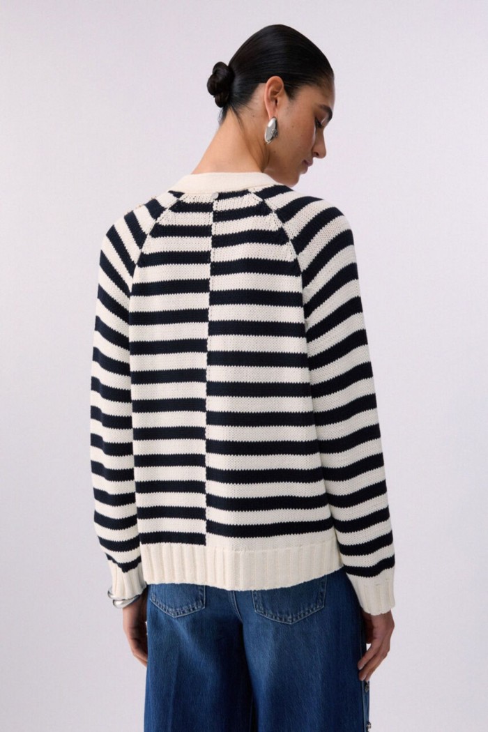 CARDIGAN CON RICAMI GIOIELLO LIU JO