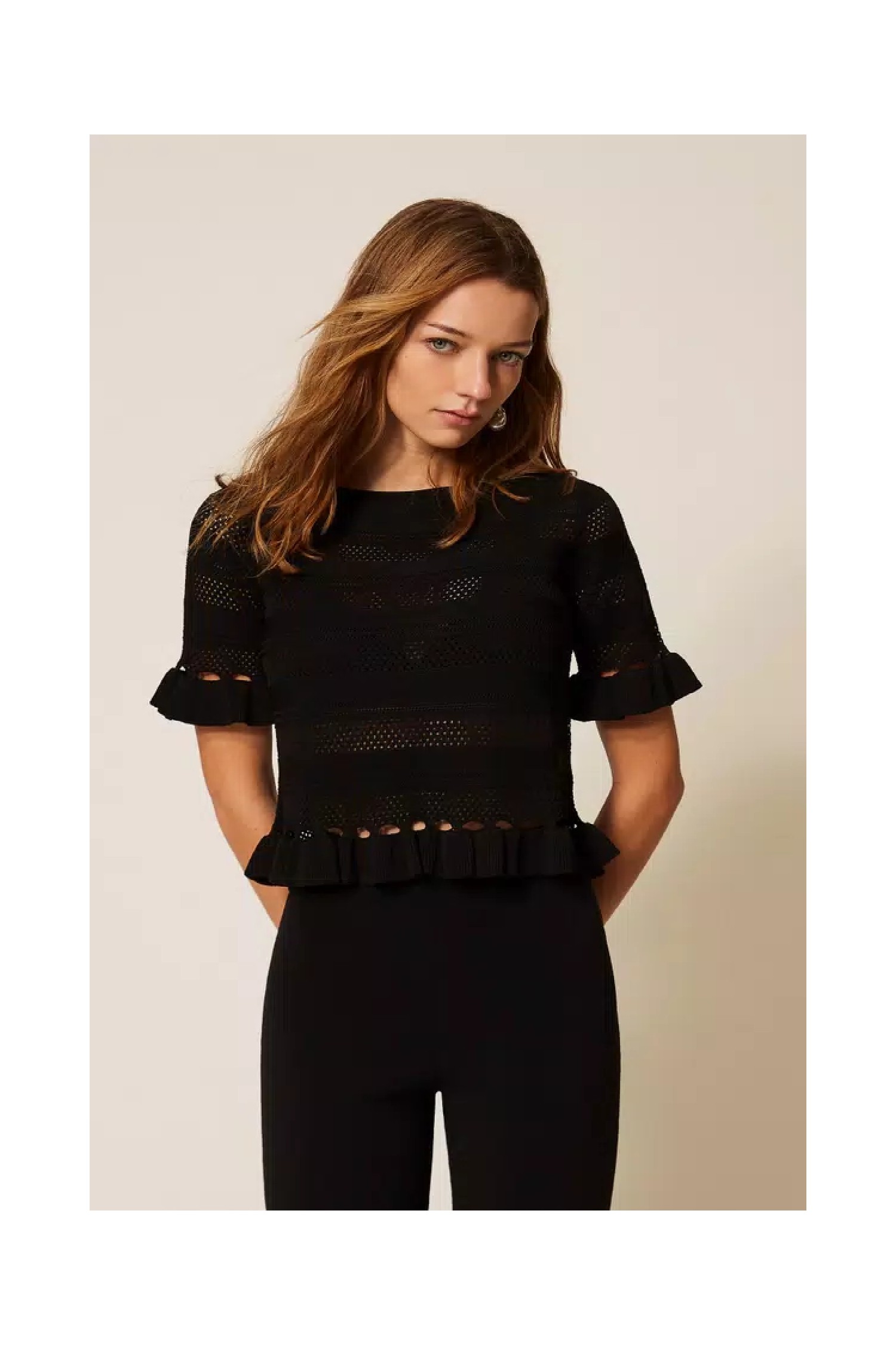 MAGLIA CON VOLANT TWINSET.