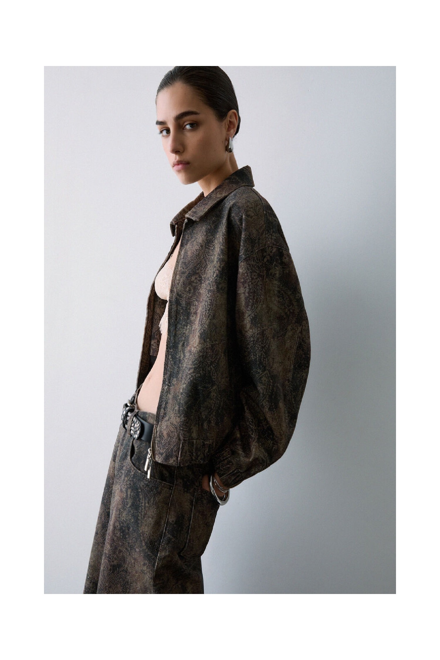 GIUBBINO OVERSIZE CON STAMPA GLITTER PRINTS LIU JO
