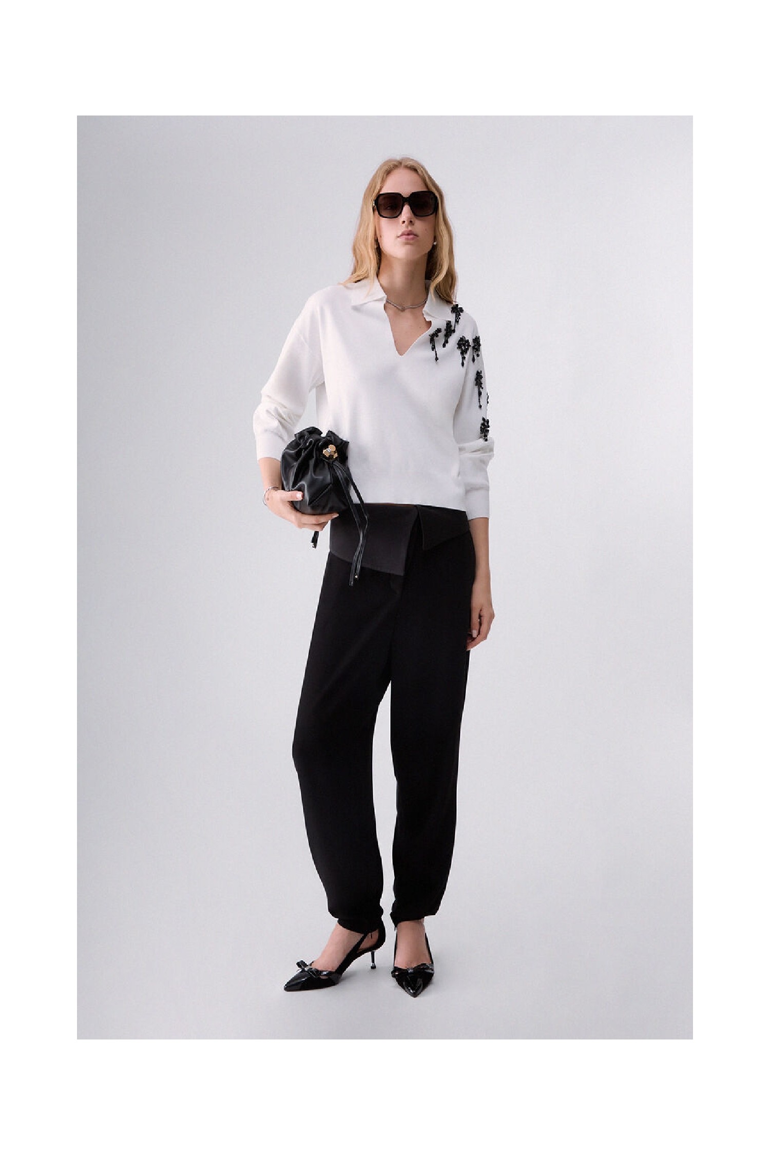  MAGLIA CON RICAMI GIOIELLO LIU JO