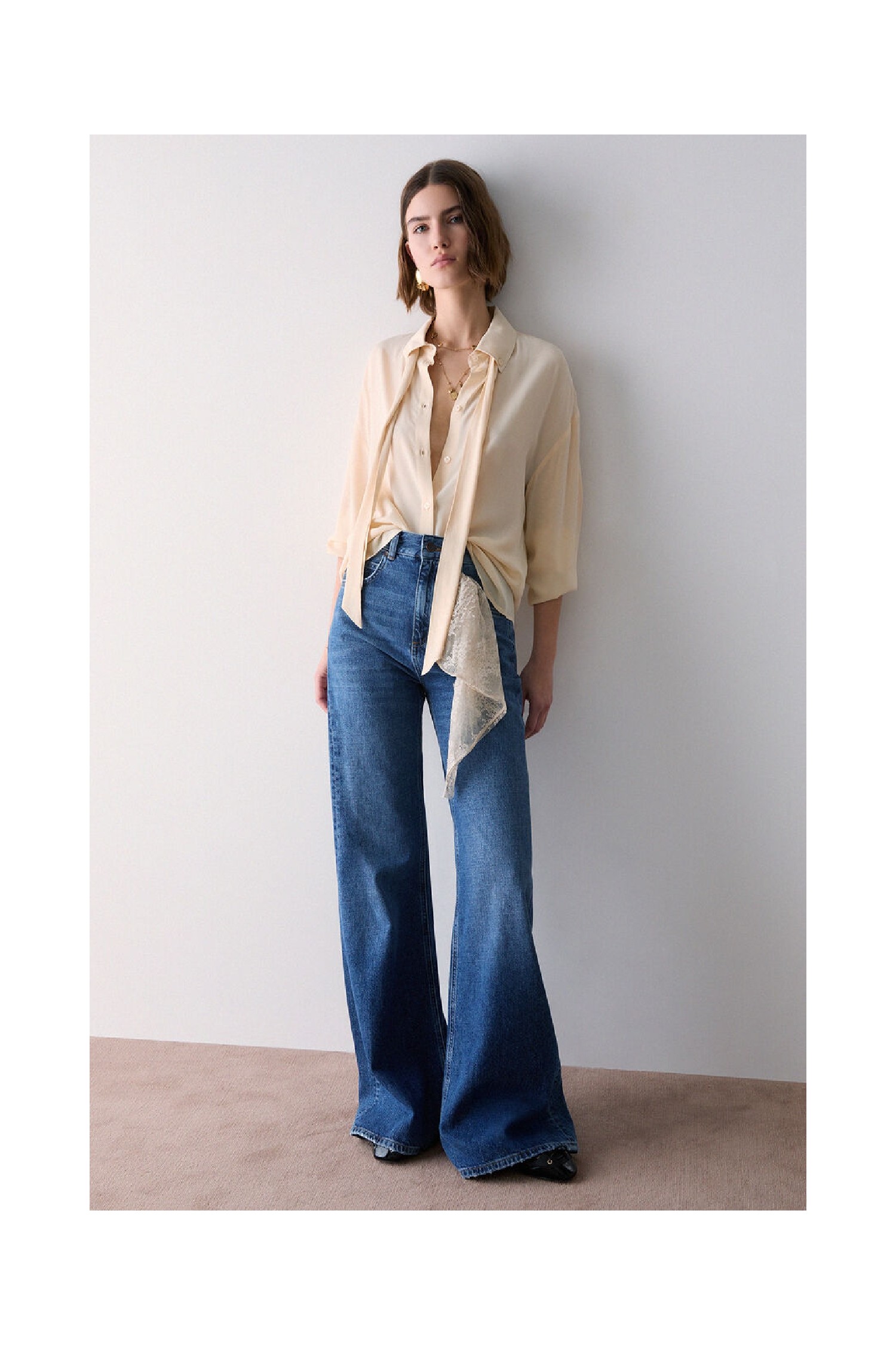 JEANS FLARE CON BANDANA DI PIZZO LIU JO